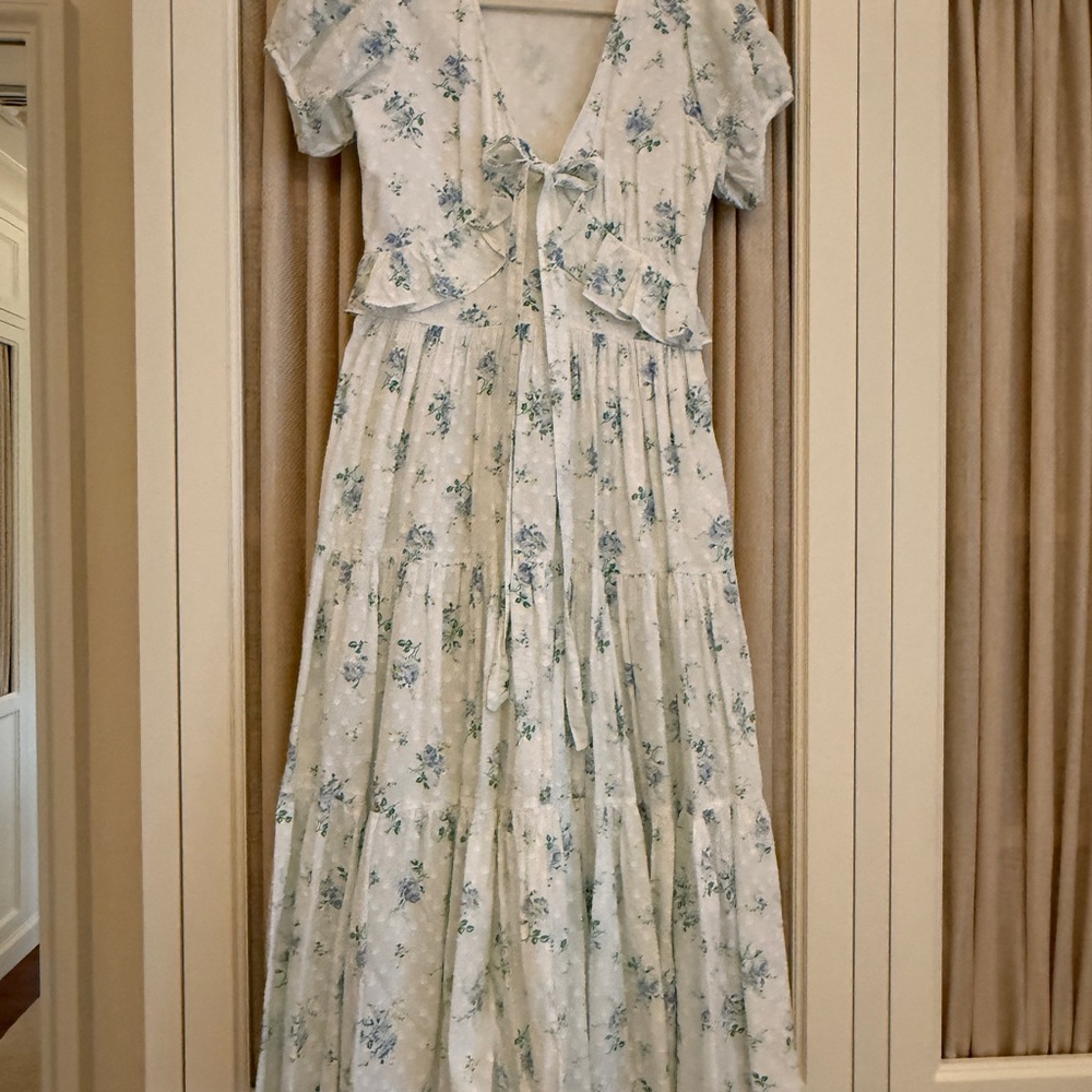 Loveshackfancy Carlton Floral Cap Sleeve Tiered Midi Dress. Size 00 (US 0)